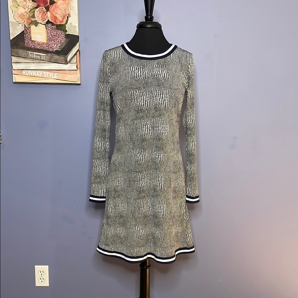 MICHAEL Michael Kors Blue & White Mottled Knit Knee-Length Dress Size Medium - Picture 1 of 10